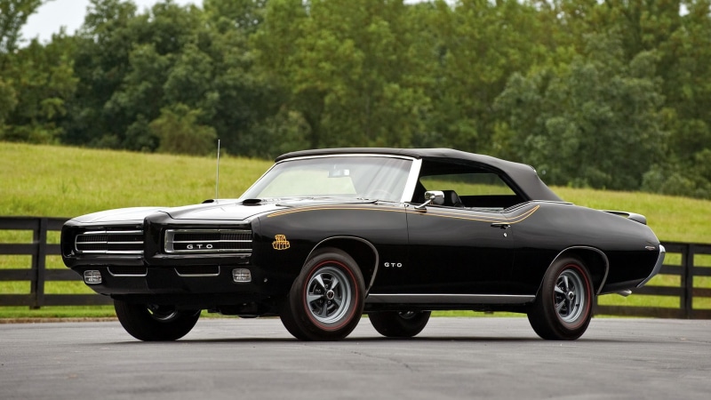 muscle cars, black, driving, motor vehicle, focus on foreground, vehicle, land vehicle, silver colored, plant, people, tree, safety, day, car, mode of transportation
