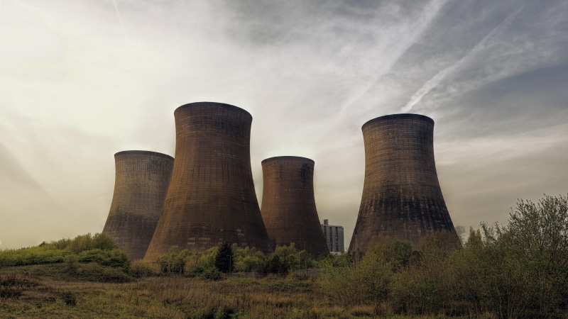outdoors, 8K, cooling towers, pollution, cold, power supply, power station, factory, building exterior, industrial district, no people, smoke - physical structure