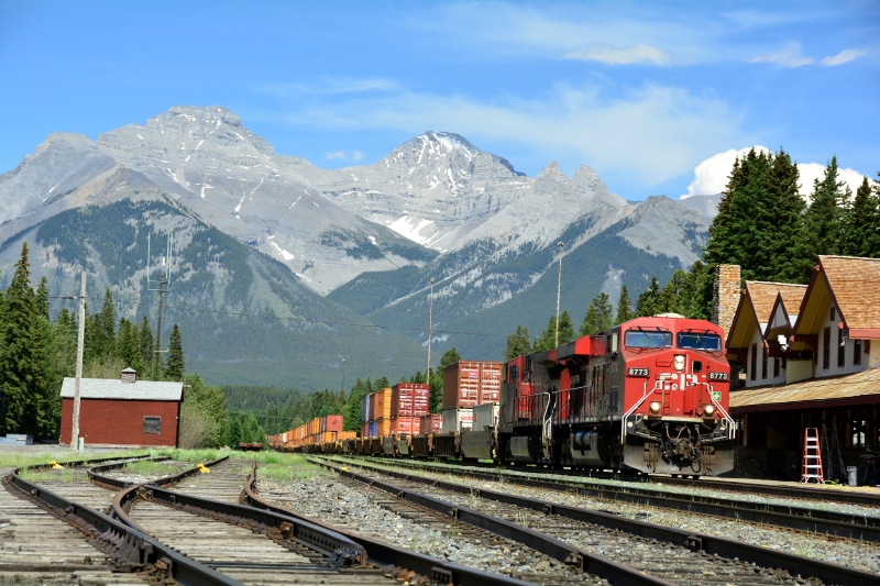 public transportation, platform, mountain, Depot, railway, track, snowcapped mountain, formation, plant, locomotive, sky, freight, beauty in nature, 5K