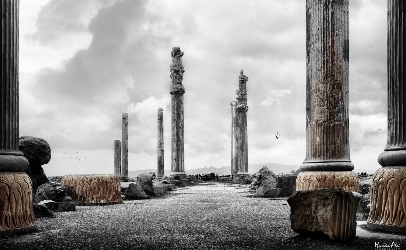 solid, ancient, building exterior, ancient civilization, gray, plant, outdoors, colonnade, travel destinations, post, sky, nature, hd, Black and White