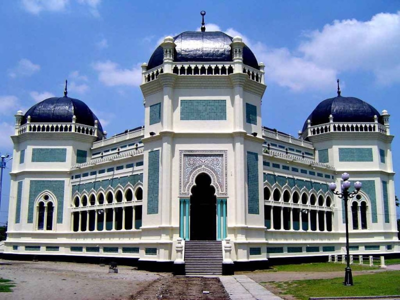 medan, mosque, raya, travel, building exterior, mesjid, muslim, facade, dome, Religious, travel destinations, sky, nature, architecture, cloud - sky, tourism