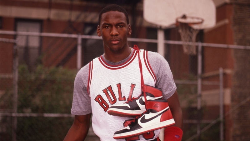 portrait, day, hairstyle, white, teenager, jersey, s, men, architecture, front view, red, Michael Jordan, Chicago, waist up, emotion, one person, holding