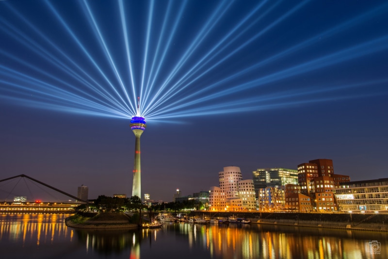 reflection, urban Scene, illuminated, cityscape, night, water, rheinkomet, near, rheinturm, Rheinturm Düsseldorf, light, body of water, body, nikon, nighttime