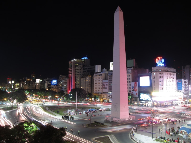 motion, no people, travel, lights, outdoors, white, city life, skyscraper, modern, traffic, buenos aires, building, office building exterior, capital, argentina