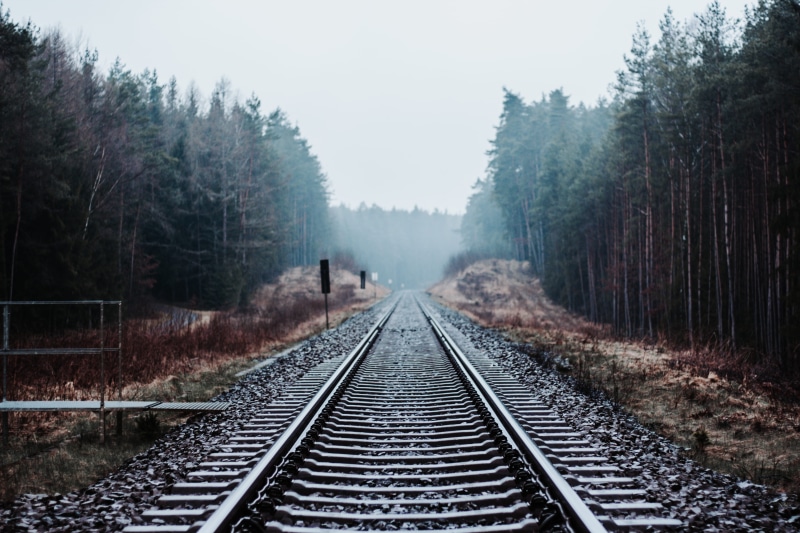 traurig, mood, transportation, direction, nature, railroad track, deep, sky, train, tree, diminishing perspective, forest, moody, 5K, railway, fog, track