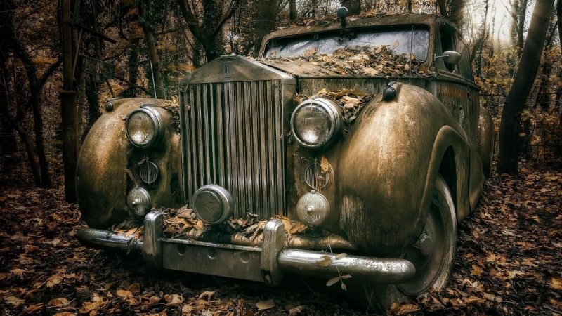 vehicle, rusty, motor vehicle, rolls royce, mode of transportation, no people, metal, vintage car, damaged, car, ruined, old, deterioration, old car, autumn
