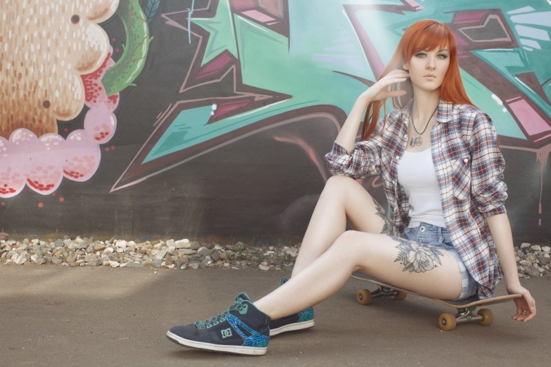 2K, sneakers, s, Mike, shirt, gray, girl, red, plaid, model, women, graffiti, skate, Alice Osokin, shorts, black, dress, tattoo