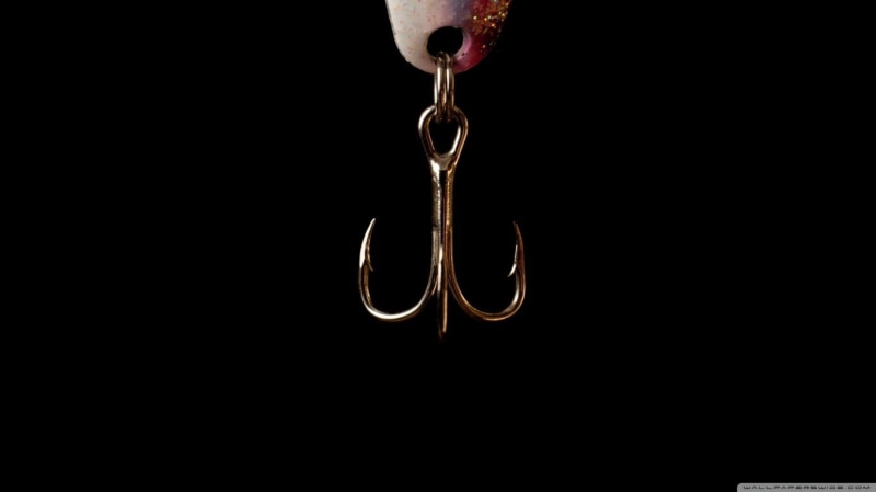 safety, fish hooks, studio shot, steel, single object, stainless, hook, cut out, hanging, still life, detail, low angle view, copy space, metal, design