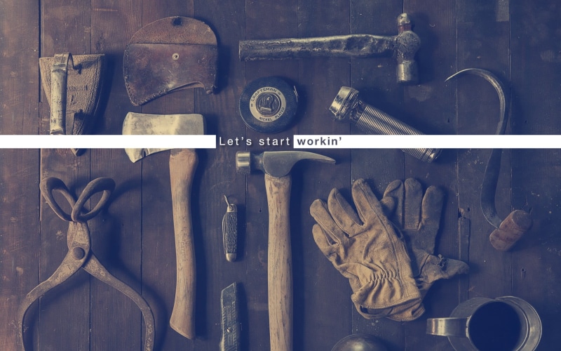 choice, directly above, workshops, communication, hammer, old, tool, no people, still life, hand tool, 1080P, lot, metal, hand, high angle view, work tool