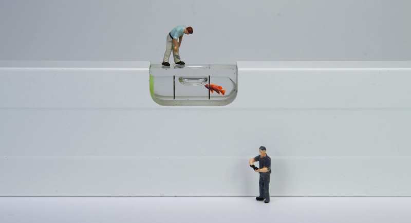 5K, real people, precision, miniature figure, occupation, wall - building feature, security, water balance, little man, white color, exactly, model construction figure