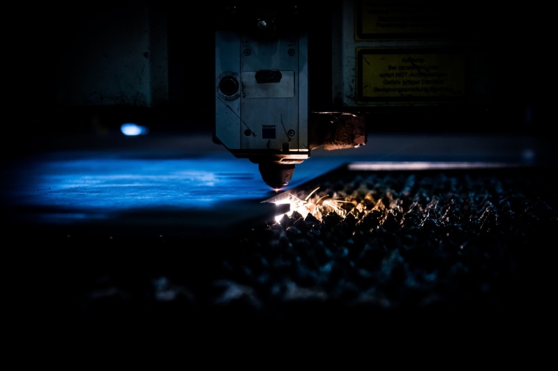 blurred motion, laser cutting, the industry, metal working, metal industry, 2K, plasma cutting, light - natural phenomenon, the device, night, illuminated
