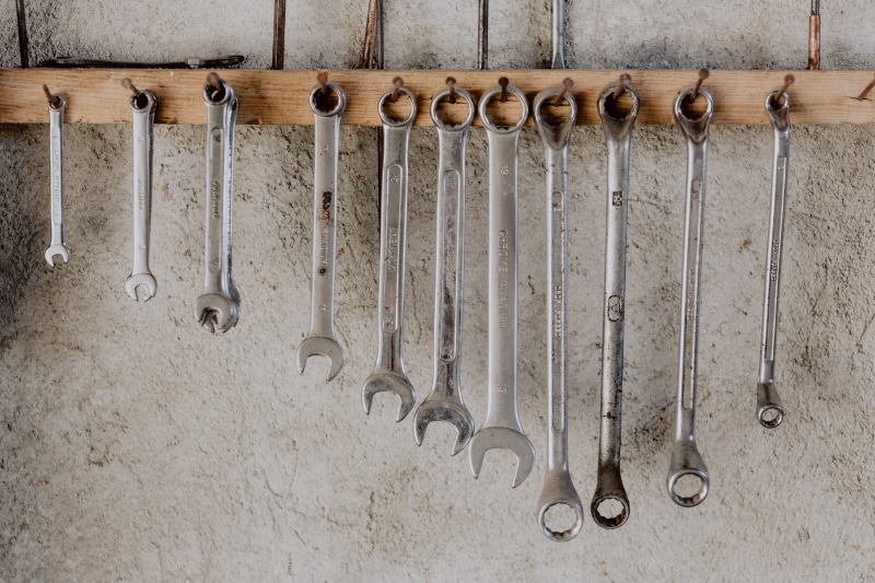 5K, set, repair, wall - building feature, group of objects, wrench, tool, choice, hand tool, order, medium group of objects, in a row, old, variation