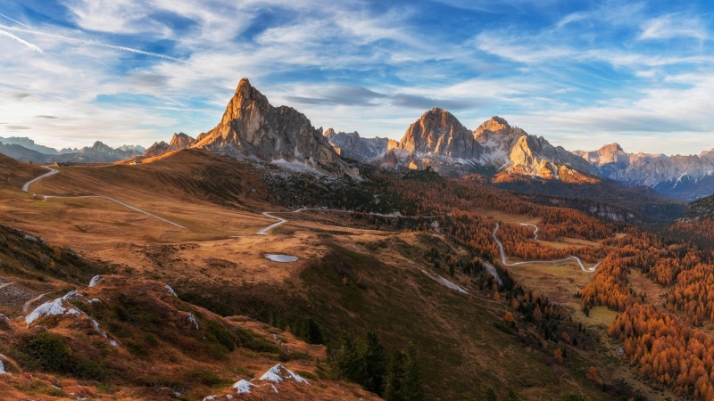 travel destinations, cloud - sky, mountain range, remote, beauty in nature, sky, tranquil scene, 4K, scenics - nature, ridge, plant, environment, photography