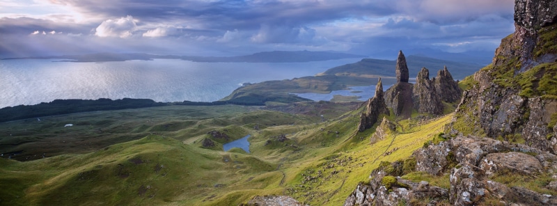 mountain, rock - object, outdoors, man, tranquility, Nature, cloud - sky, Skye, travel destinations, beauty in nature, thestorr, storr, ocean, sky, mountains