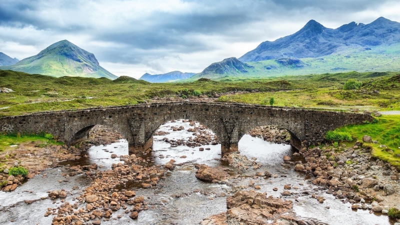 mountain peak, tranquility, rock, snowcapped mountain, stone, isle of skye, scenics - nature, cloud - sky, scotland, mountain range, environment, mountain