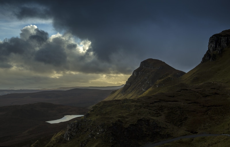 hebrides, tranquil scene, clouds, mountain peak, 5K, mountain, cloud - sky, loch, mountain range, remote, moody, idyllic, rock, geology, scotland, skye