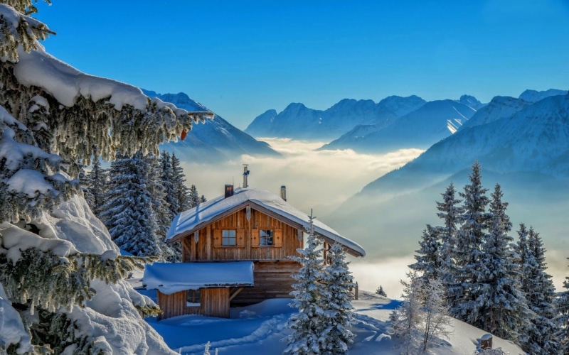 white, landscape, snow, 1080P, mist, high, house, wooden, peaks, desktop, mountain, tree, winter, blue, pine