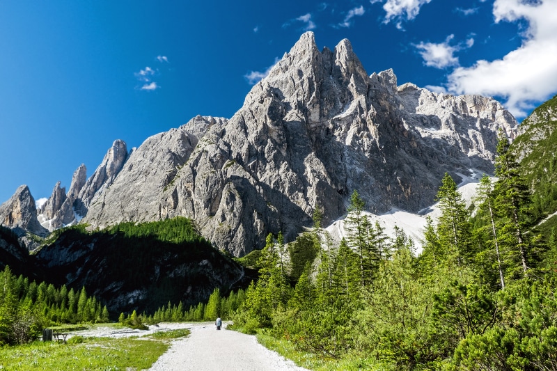scenics, rocky  valley, mountains, mountain, Italy, landscape, near, summer, San Candido  Innichen, outdoors, Alto Adige, Dolomites, 4K, vista, alps, nature