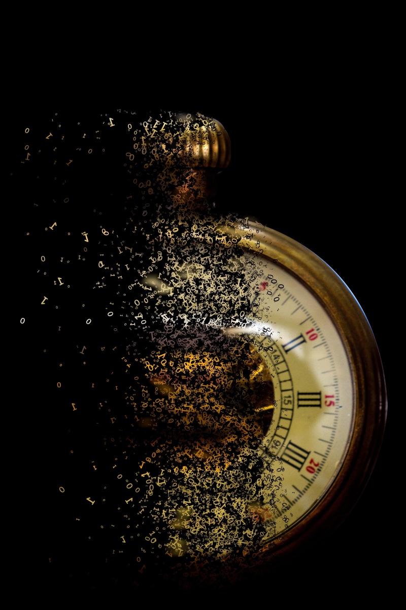 clock, minute, symbol, mechanical, metal, aging, numbers, indoors, the end, 5K, equipment, single object, second, scale, old, shape, technology, geometric shape