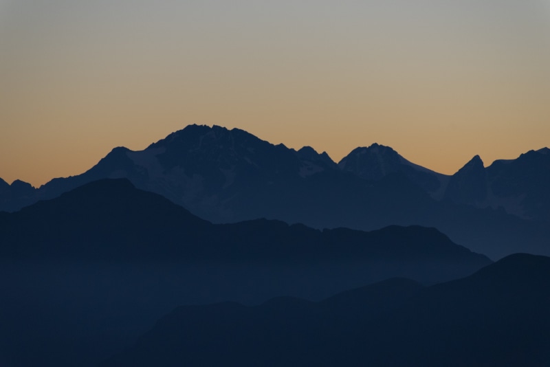 range, idyllic, dark, dawn, environment, asoggetti, sky, physical geography, no people, landscape, tranquil scene, gradient, silhouette, beauty in nature
