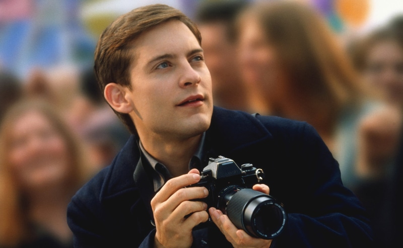 digital camera, camera operator, Photo, actor, photographer, camera - photographic equipment, maguire, watching, looking, 4K, incidental people, tobey