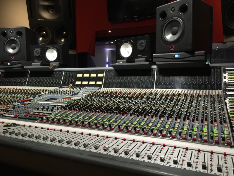 indoors, electrical equipment, technology, mixing, audio equipment, audio tracks, sound mixer, equipment, studio, communication, sound recording equipment