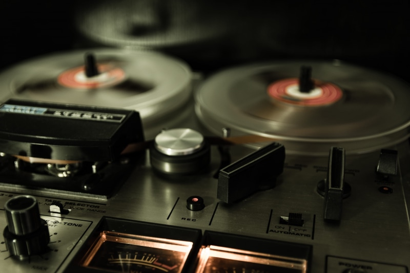 motion, equipment, sound mixer, vintage, spinning, retro styled, tape recorder, retro, no people, close-up, retro tech, tape machine, technology, high angle view