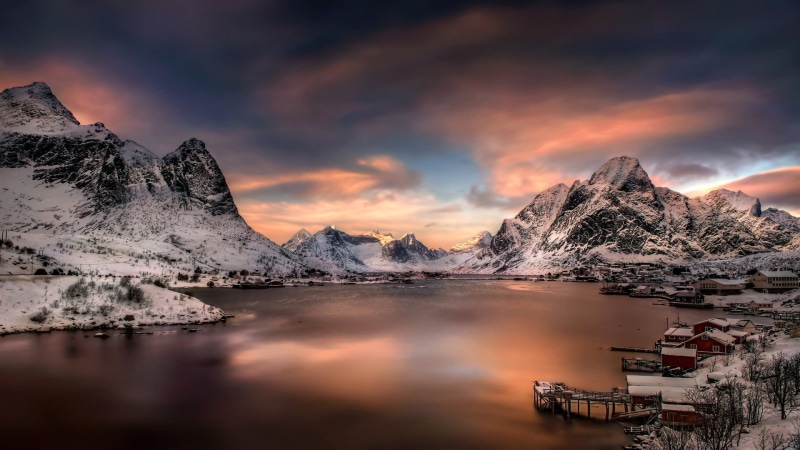 tranquil scene, tranquility, non-urban scene, mountain range, cloud - sky, reflection, lake, cold temperature, clouds, outdoors, idyllic, 1080P, winter