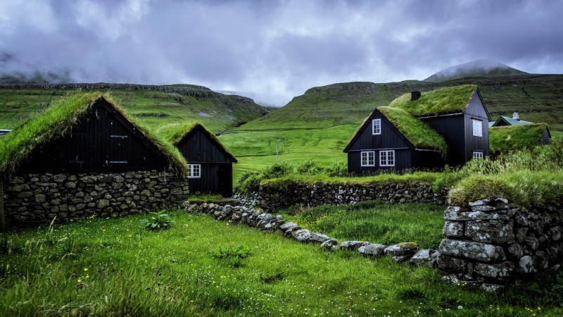 plant, nature, husavik, cottage, pasture, no people, turf house, mountain, turf houses, sky, highland, croft, architecture, grass roof, tranquility, built structure