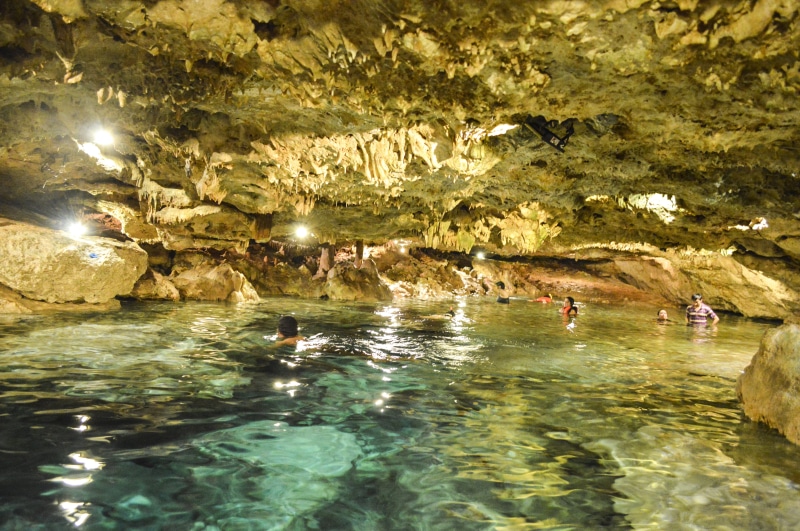 nature, waterfront, great, diving, lake, swimming, large group of people, people, cancun, adult, group of people, day, body, sacred, water, solid, underground