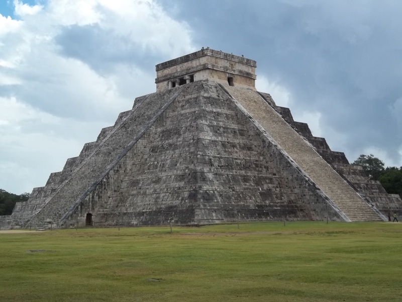 chichen Itza, kukulcan, the past, kukulkan Pyramid, cultures, ancient, grass, el castillo, building exterior, outdoors, sky, travel, ancient civilization