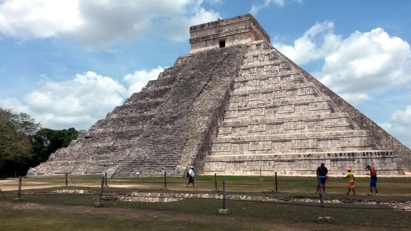 sky, culture, history, maya, mexico, visit, ancient civilization, pyramid of kukulcan, archaeology, men, ancient, chichen itza, tourism, pyramid, archaeological zone