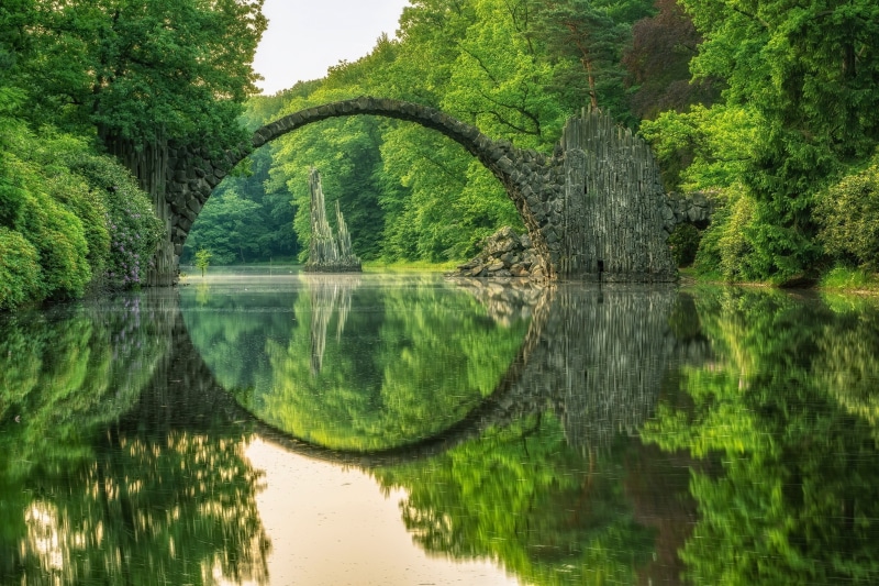 river, 1080P, gray, Rakotzbrücke, lake Rakott, scenics, water, waterfront, stream, standing water, arch bridge, Kromlau, outdoors, green Color, scenics - nature