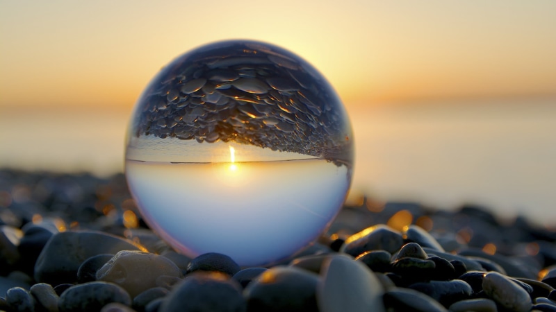 horizon over water, close-up, horizon, nature, water drops, pebbles, stones, rock, sky, glass - material, transparent, reflection, 1080P, marble, glass