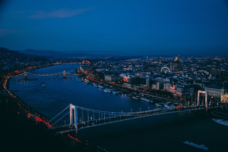 river, travel destinations, outdoors, architecture, bridge, 4K, high angle view, built structure, no people, white, lights, cityscape, Chain Bridge, water