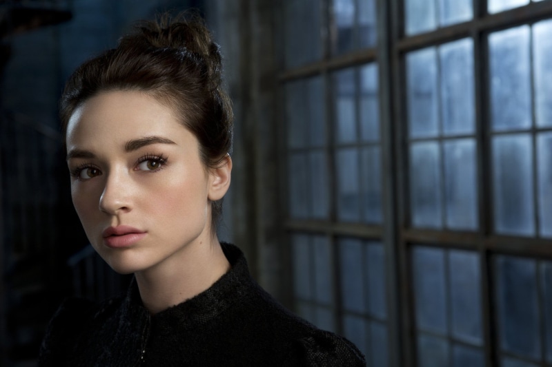looking at camera, Allison Argent, Actresses, young adult, focus on foreground, portrait, young women, teenager, lifestyles, 1080P, hairstyle, window