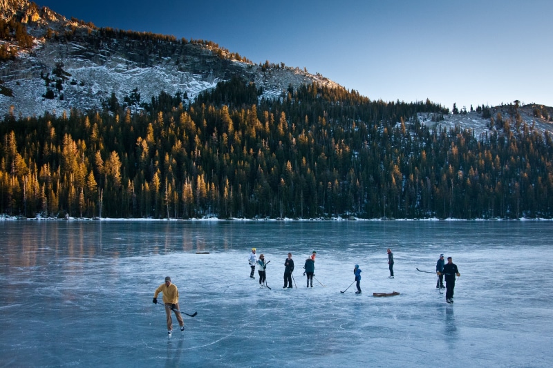people, skating, nature, outdoors, 2K, Tenaya Lake, ice, ice skating, frozen, lake  ice, winter, snow, lake, Lake II, yosemite  california, frozen lake