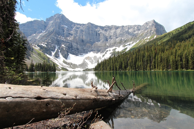 white, 5K, green, clouds, green lake, summer, beauty In Nature, scenics, Alberta, sky, Kananaskis country, canadian Rockies, water, rock - Object, reflection
