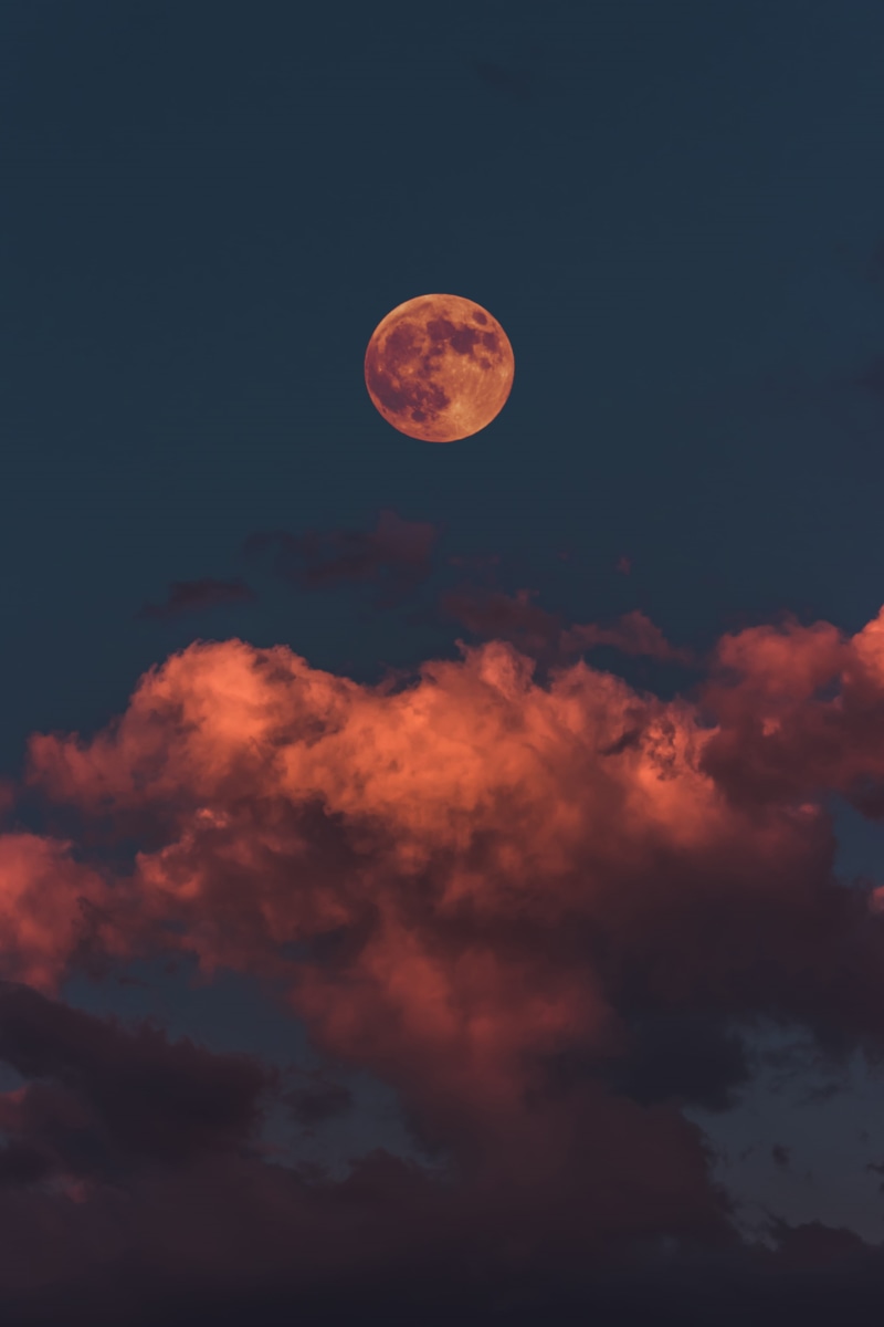 astrophotography, red, evening, stratosphere, light - Natural Phenomenon, cloud, clouds, 4K, outdoors, space, sky, planetary Moon, moon, sunset, weather