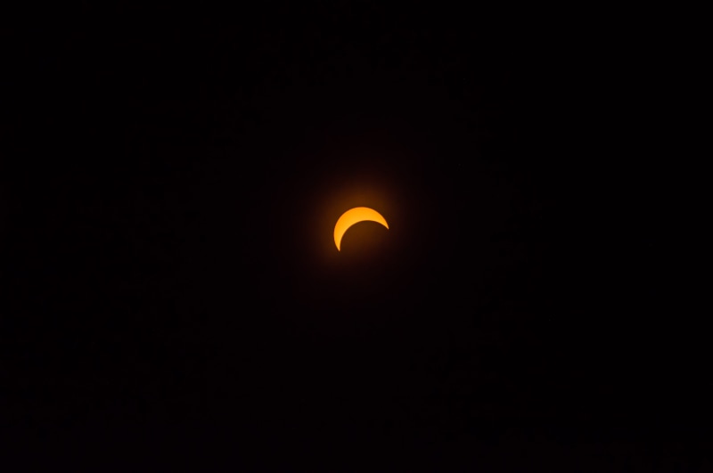 flame, tranquil scene, dark, sky, moon, solar eclipse, symbol, nature, no people, yellow, beauty in nature, copy space, crescent moon, backgrounds, sunset
