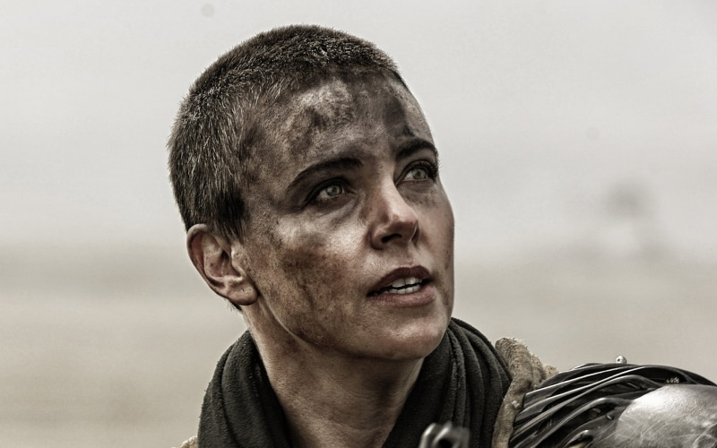 adult, caucasian Ethnicity, serious, hood, mature adult, uSA, males, movie, body part, sea, real People, one Person, looking, focus on foreground, contemplation