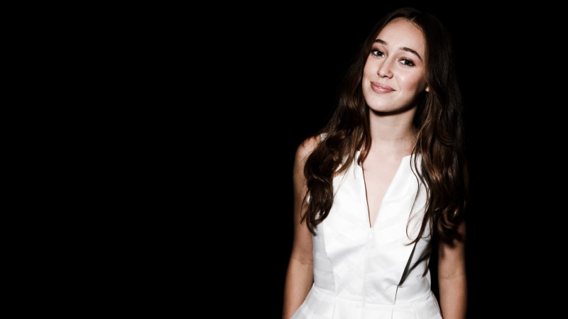beauty, women, Alycia Debnam Carey, studio shot, front view, neck, brunette, one person, actress, young adult, hair, s, white, copy space, v, portrait
