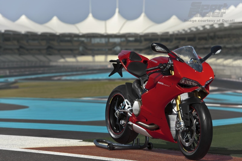 architecture, real people, Ducati, sport, motion, speed, city, 720P, focus on foreground, competition, sports helmet, land vehicle, one person, transportation
