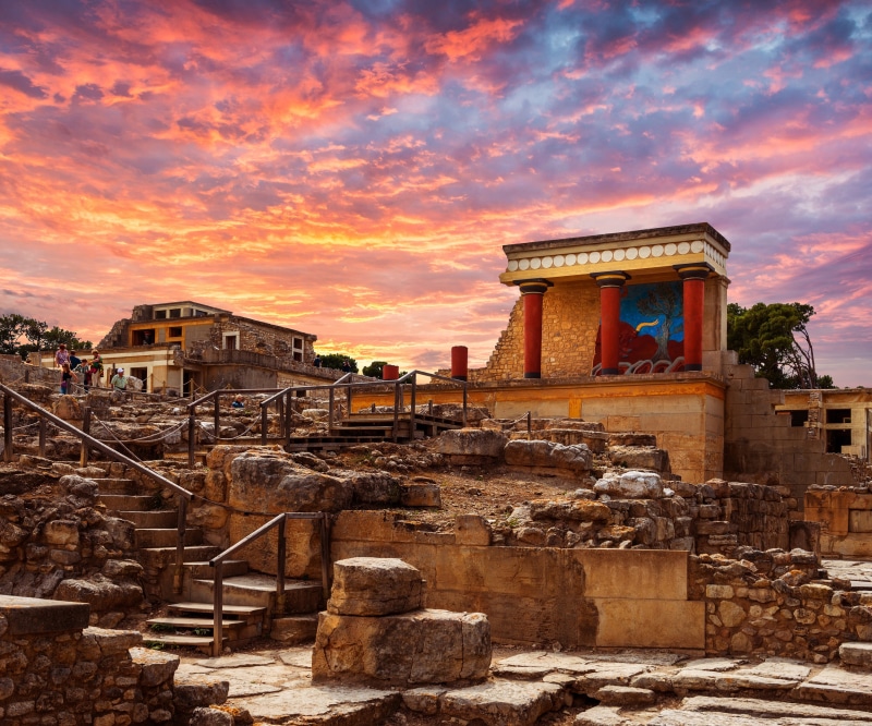 2K, tourists, the sky, The Palace of Knossos, glow, stones, the ruins, sunset, Crete, clouds, ladder, Knoss palase, Greece