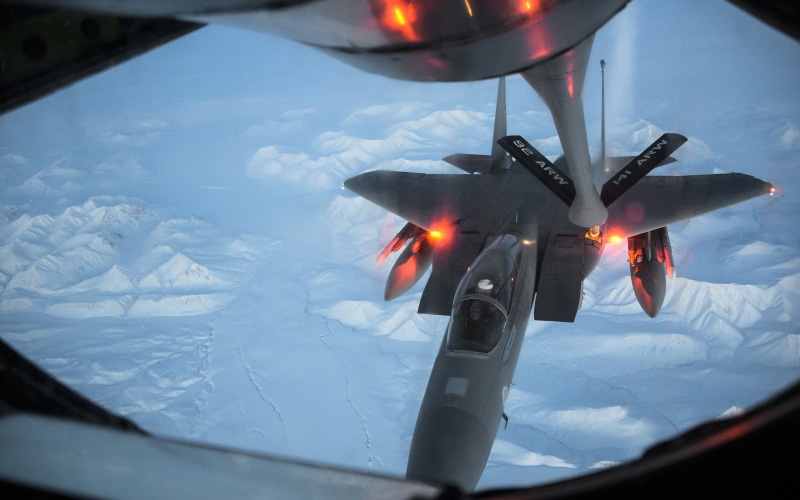 military aircraft, McDonnell Douglas F-15 Eagle, aircraft, mid-air refueling, 2K