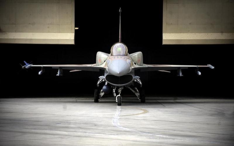 720P, luxury, silver, wealth, General Dynamics F-16 Fighting Falcon, weapon, government, indoors, single object, front view, jet, business, airport, transportation