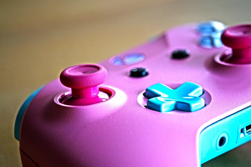 2K, microsoft, close-up, indoors, design lab, still life, single object, play, arts culture and entertainment, hobby, leisure games, light blue, games
