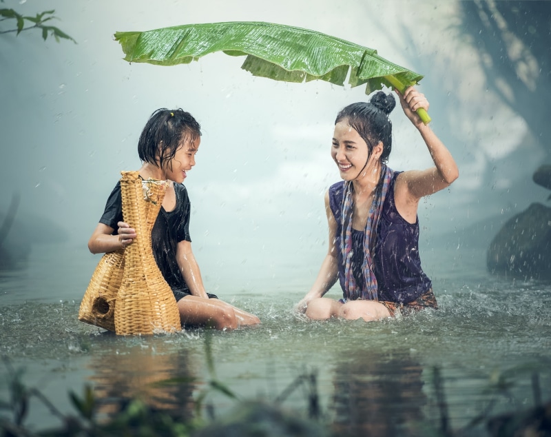 two people, Bath, black, leisure activity, Vacation, Leaf, visit, childhood, happiness, People, Young, Girls, Thailand, s, Tropical, waterfront, 2K, Photography