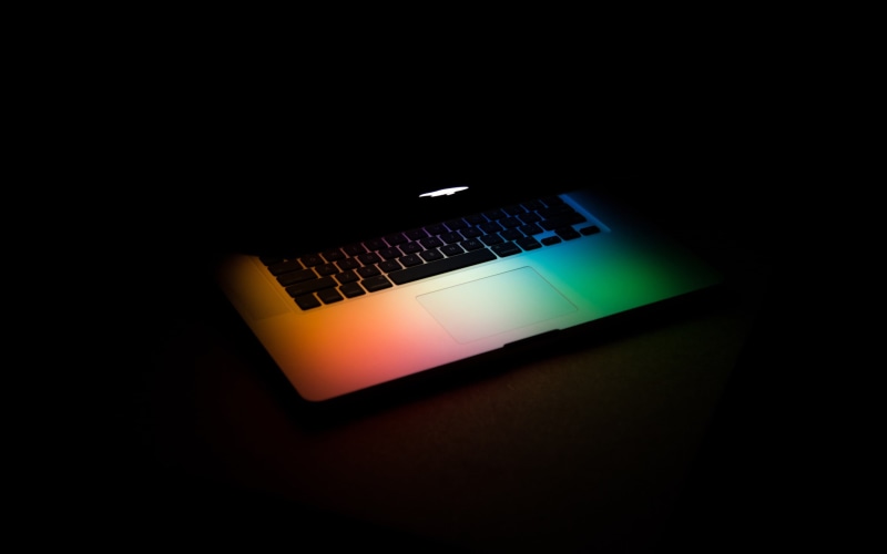 computer key, darkroom, computer, technology, 2K, internet, silver, Apple Inc., notebooks, connection, studio shot, keys, copy space, MacBook, communication