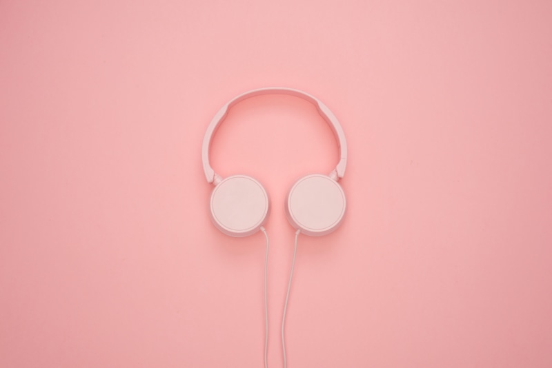 flat lay, headphones, studio shot, cut out, bright, copy space, heart shape, close-up, pink, chill, music, still life, indoors, no people, pink color, shape